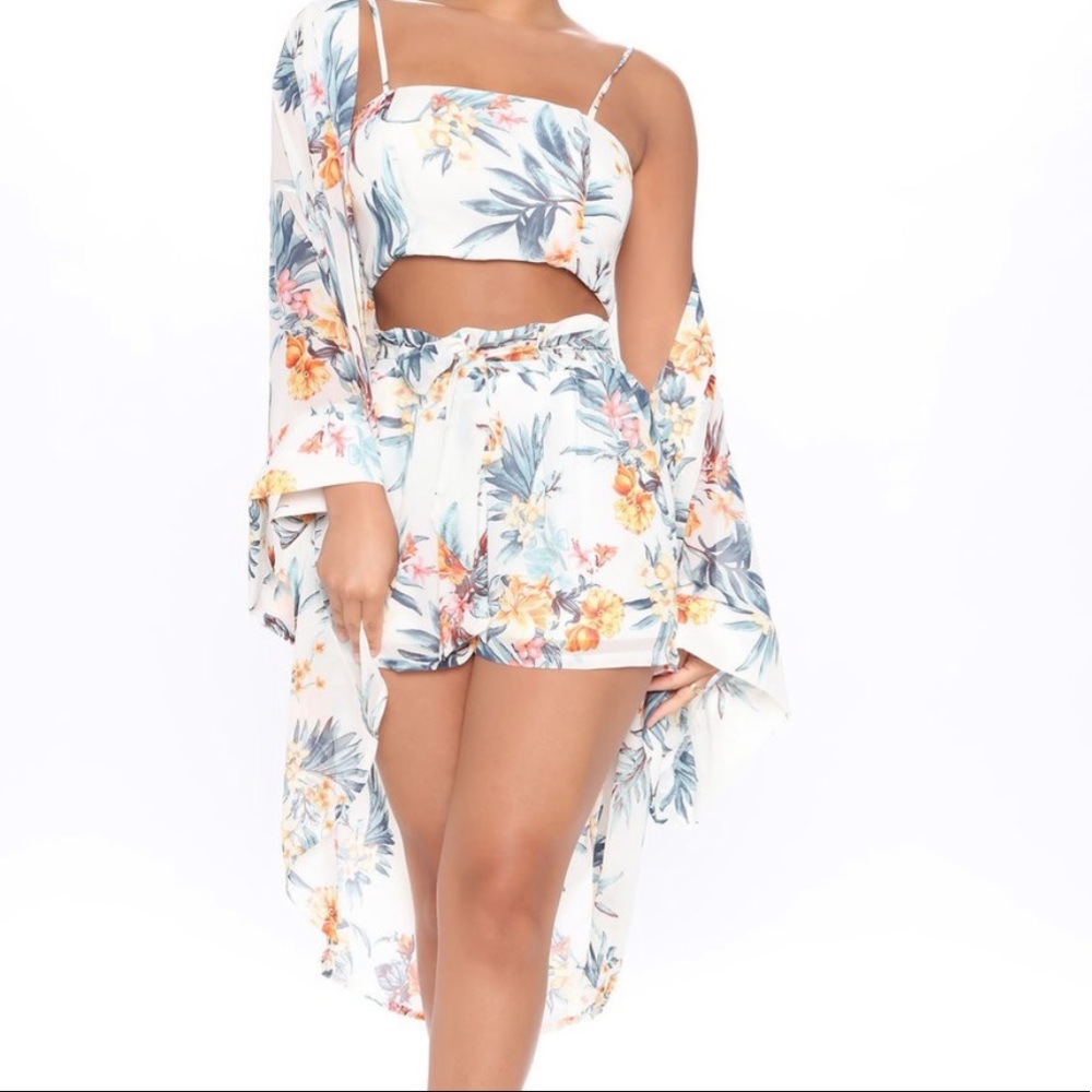 Flying Far 3 Piece Tropical Short Set - Ivory